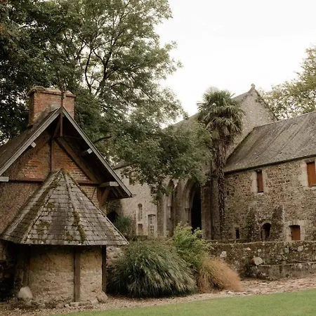 Bed & Breakfast Abbaye De Blanchelande *