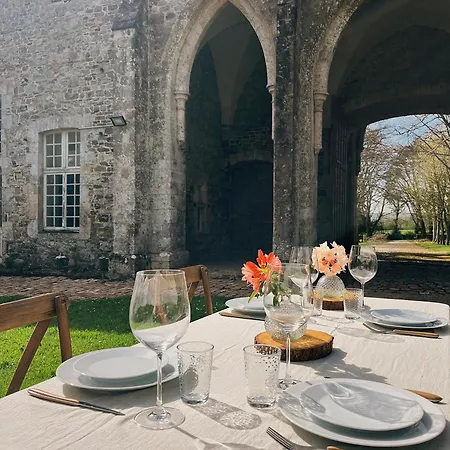 Bed & Breakfast Abbaye De Blanchelande