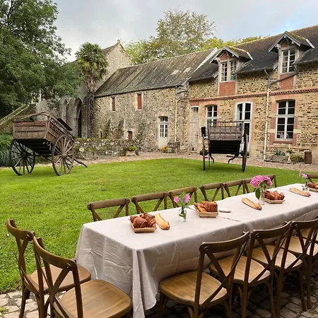Bed & Breakfast Abbaye De Blanchelande *