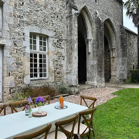 Abbaye De Blanchelande Bed and breakfast Neufmesnil